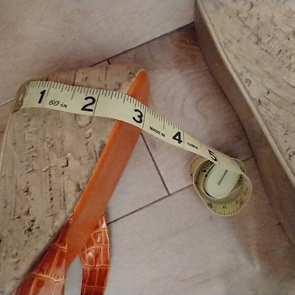 A. Giannetti made in Italy Orange Thongs on Wedges Sandals - Picture 3 of 5